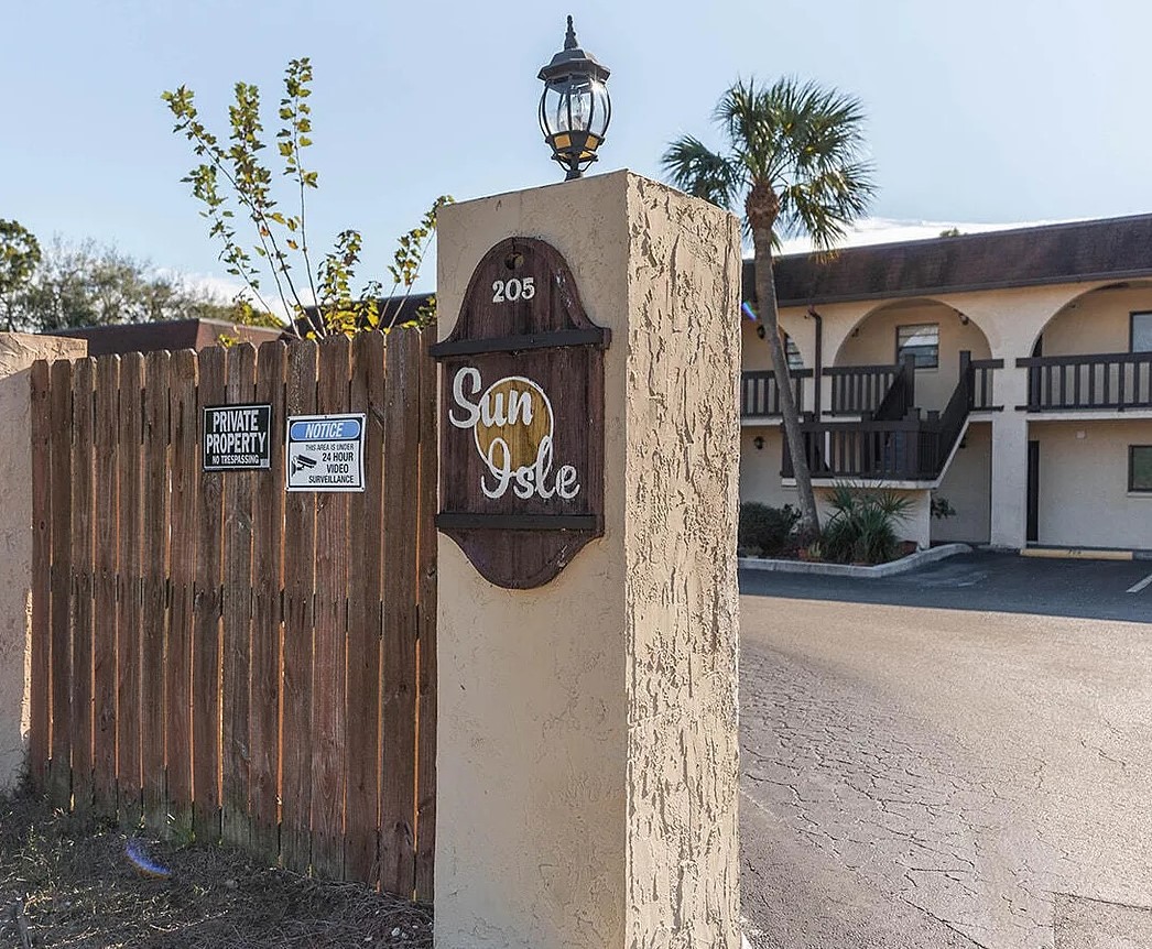 205 Palmetto Avenue Unit 203 - 402